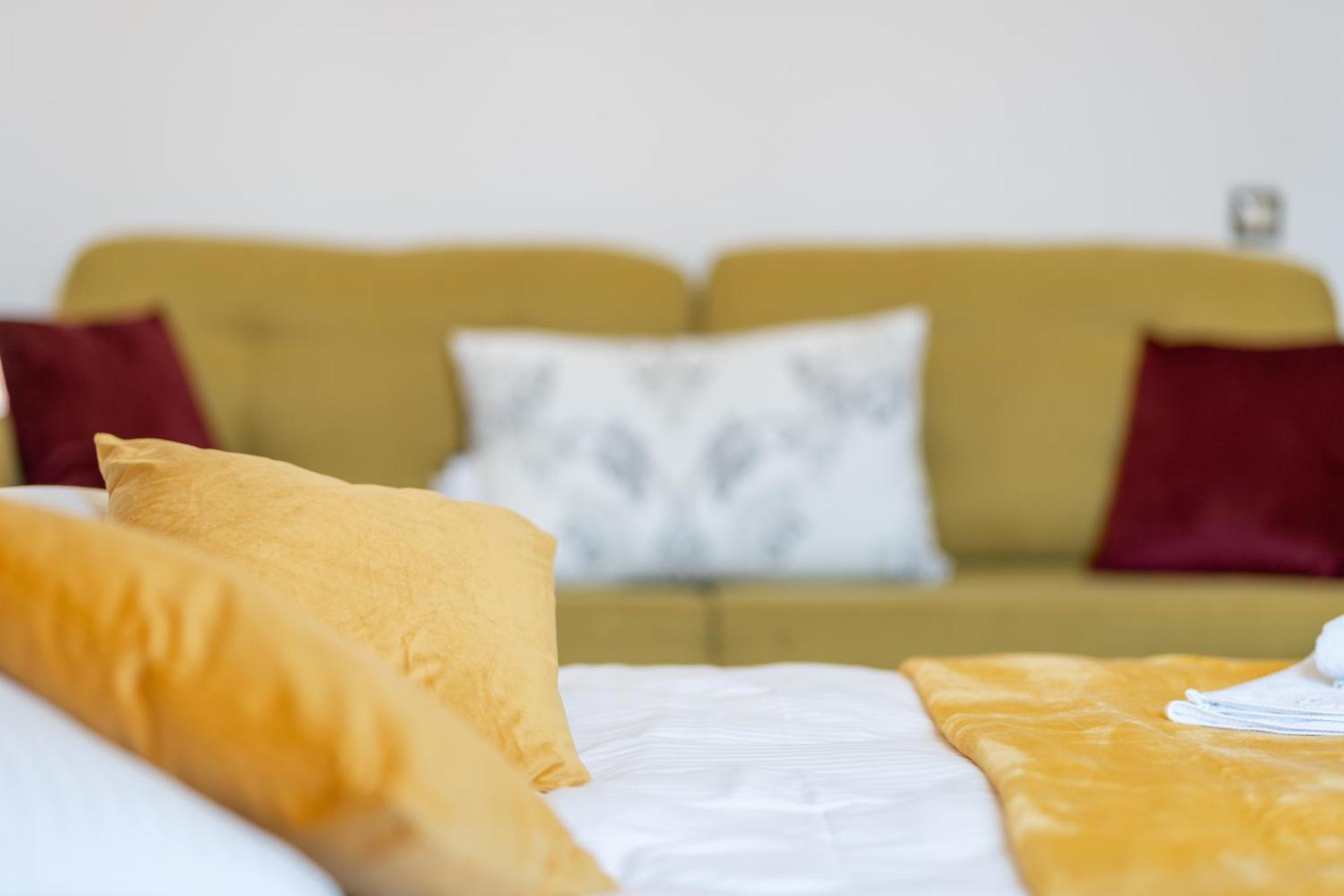 Cozy Spacious 5 Star Accommodation In The Heart Of Historic Center Cluj-Napoca Exterior foto